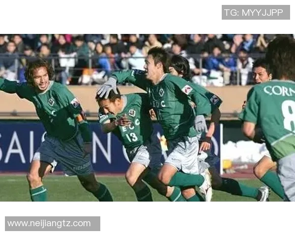 横滨FC与东京绿茵激战正酣精彩直播全程回顾与分析