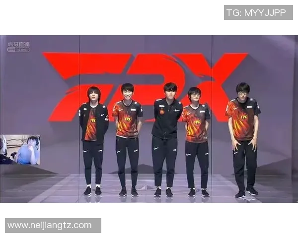 FPX战队在冠军杯积分榜上以87分稳居第一位置展现强大实力 FPX战队在冠军杯积分榜上以87分稳居第一位置展现强大实力