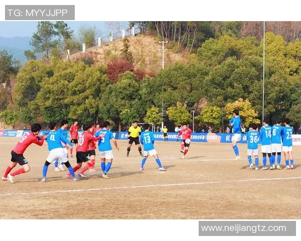 杭州足球队技术提升之路：战术创新与球员发展探讨